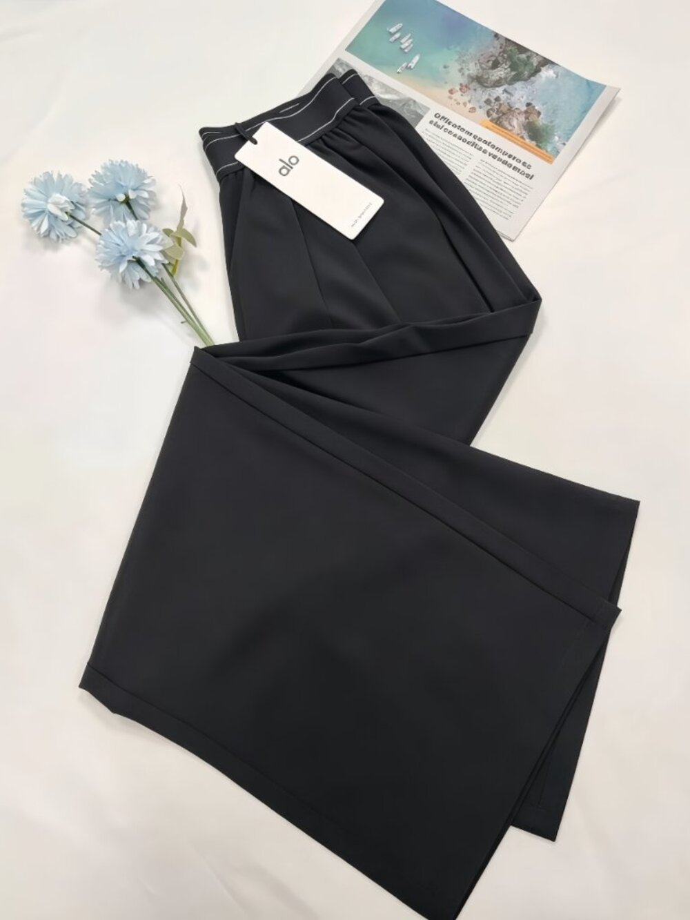 NWT Alo Yoga Suit Up Trouser Black Regular 30" Wide Leg Pants Athleisure Chic🛫 - Picture 3 of 10